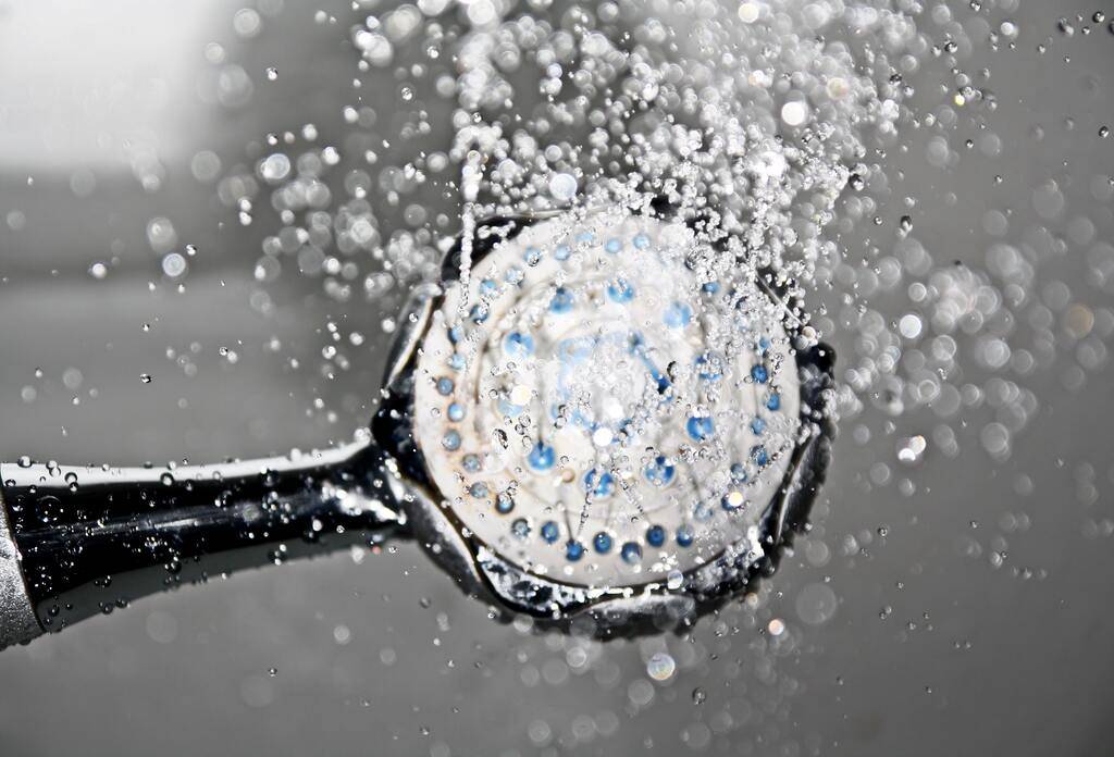 Low flow showerhead